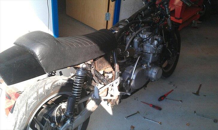 Suzuki GS 750 - Black Bandit billede 3