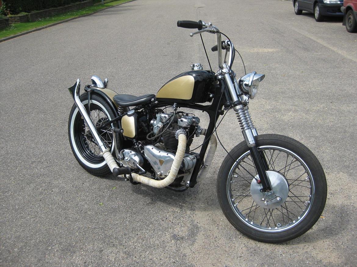 Triumph T100 Bobber billede 10