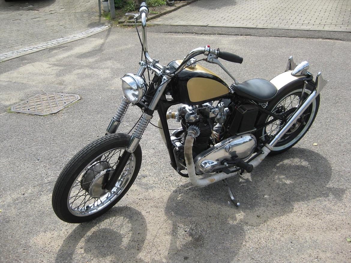 Triumph T100 Bobber billede 11