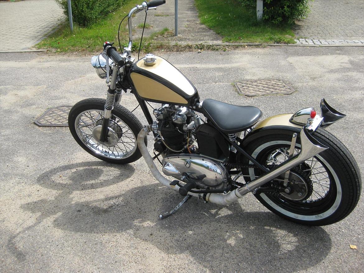 Triumph T100 Bobber billede 12