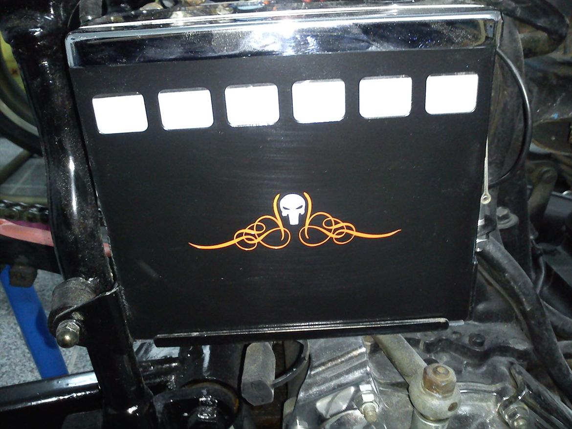 Harley Davidson 1200 FXE Superglide - Battericover billede 11