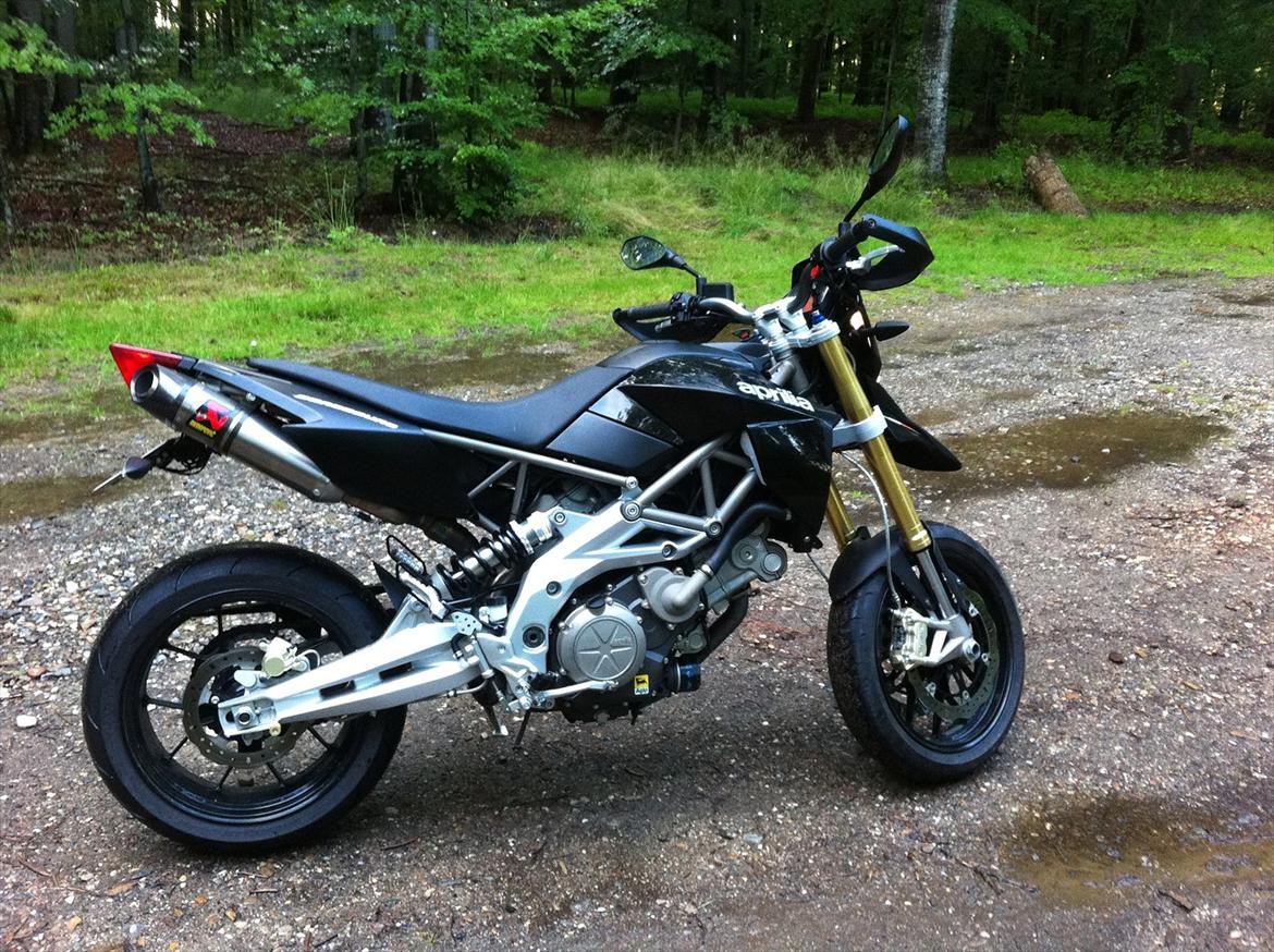Aprilia Dorsoduro billede 1