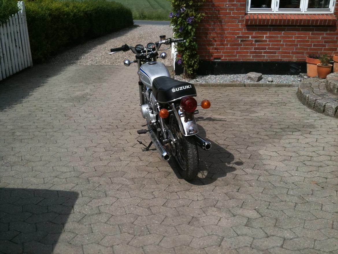 Suzuki GT125 (L) Solgt billede 3