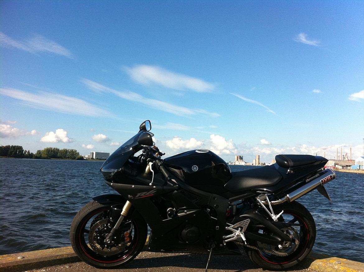 Yamaha yzf r6 billede 14