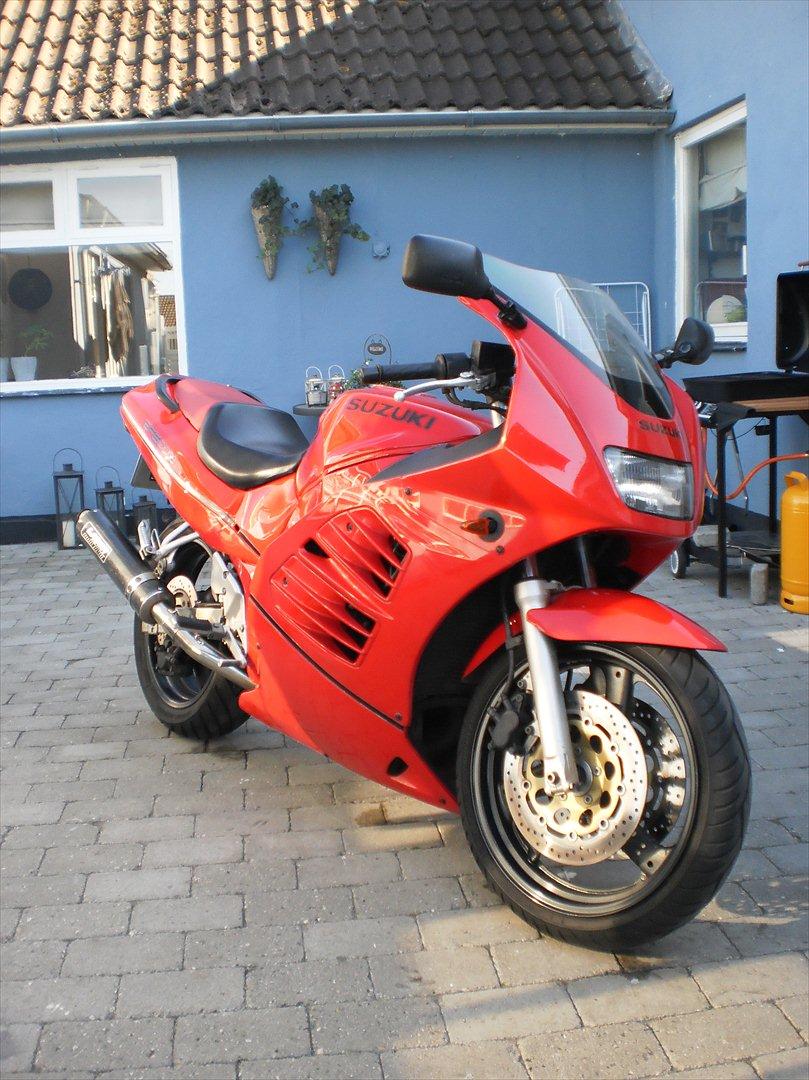 Suzuki RF 600 billede 6