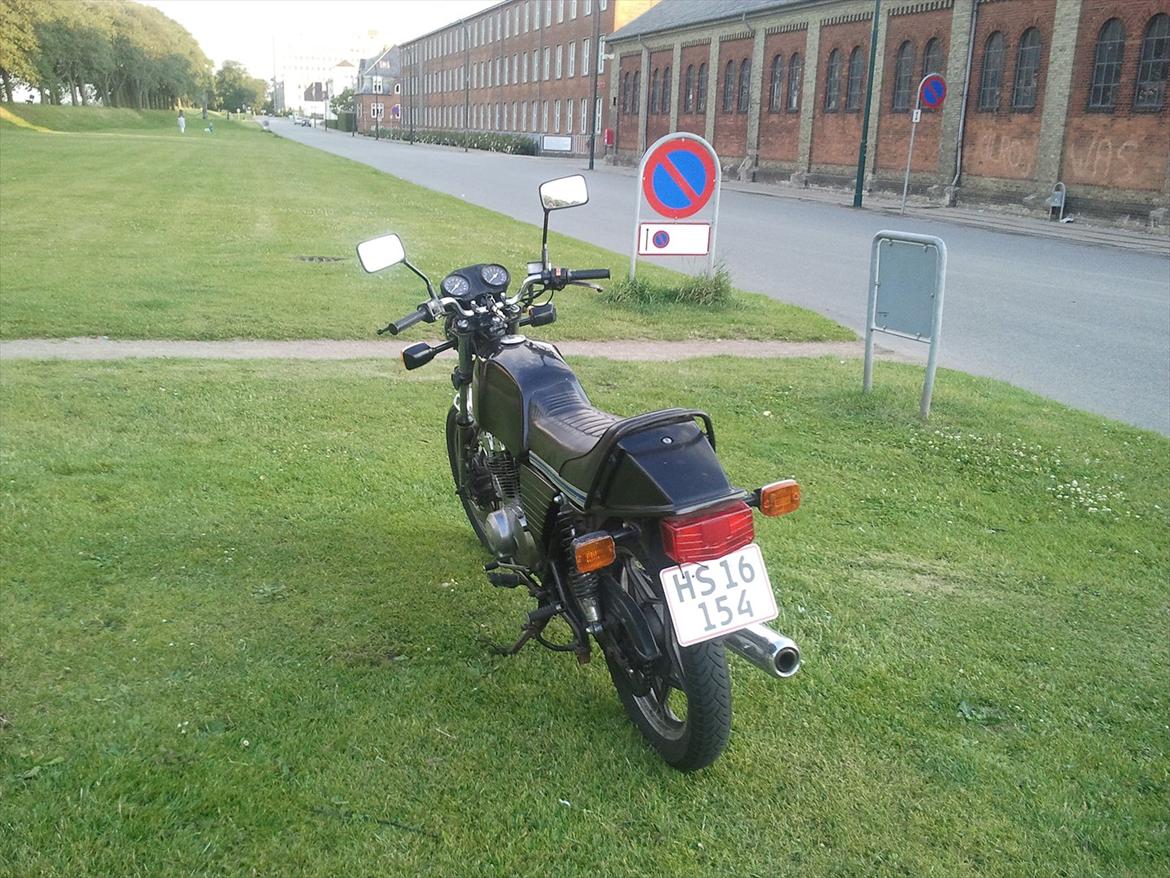 Suzuki GSX 250 billede 5
