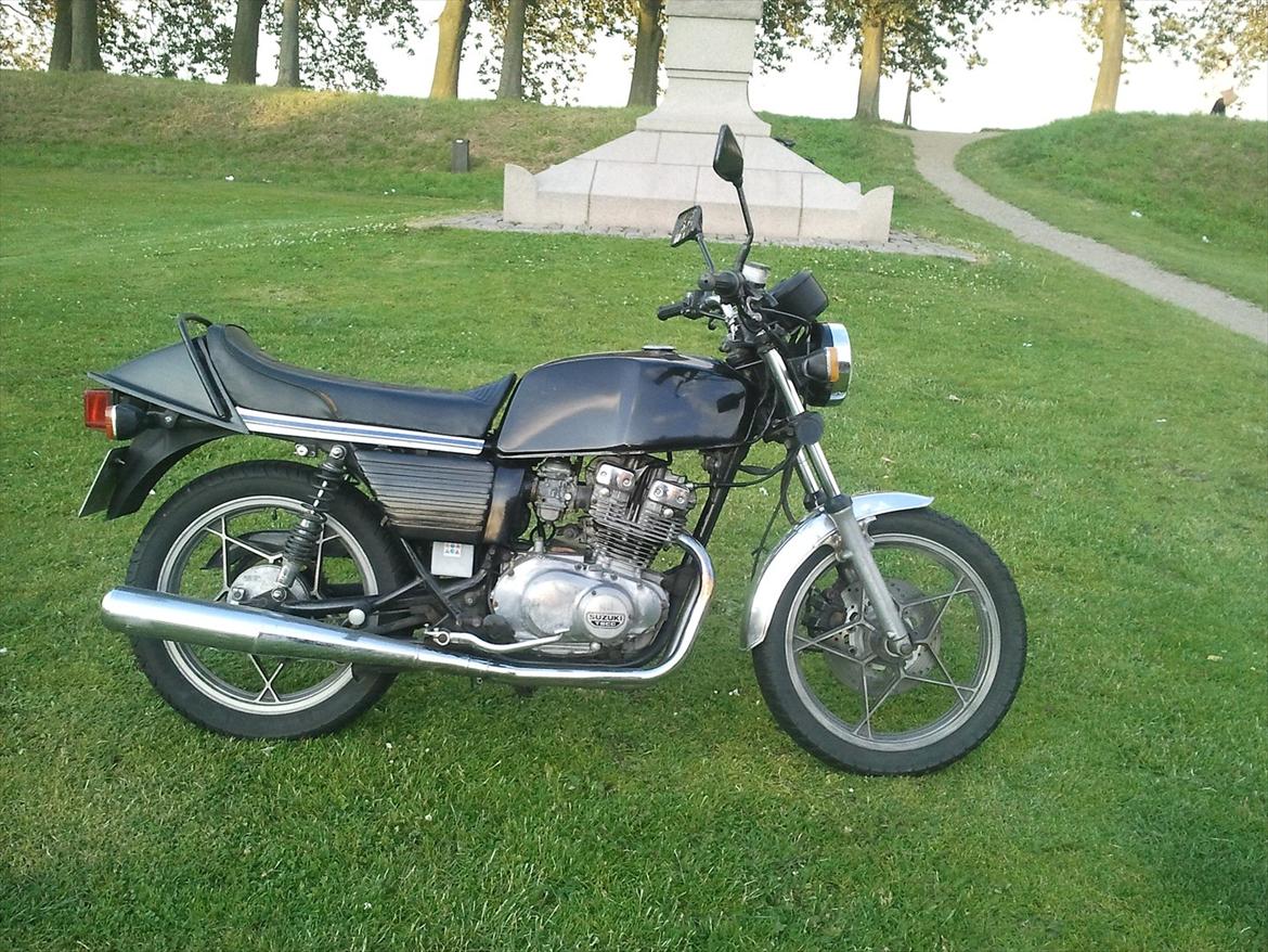 Suzuki GSX 250 billede 9