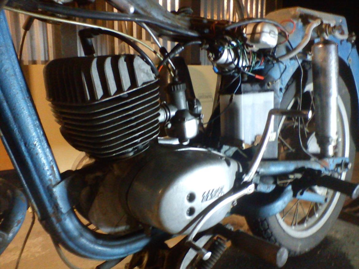 MZ ES 150 - er ved og skille den ad, så den kan blive malet og gjort fin igen.. billede 6