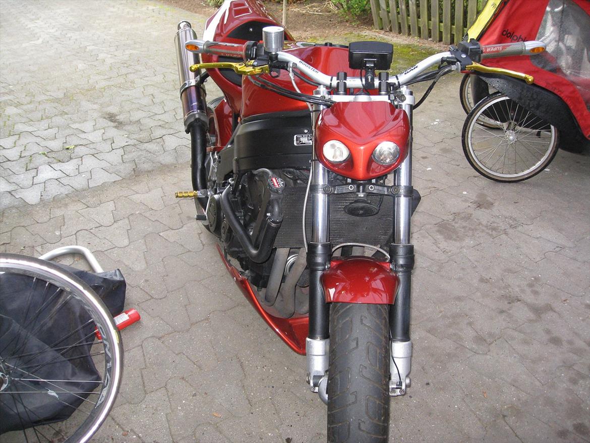 Honda CBR 900 RR Fireblade billede 2