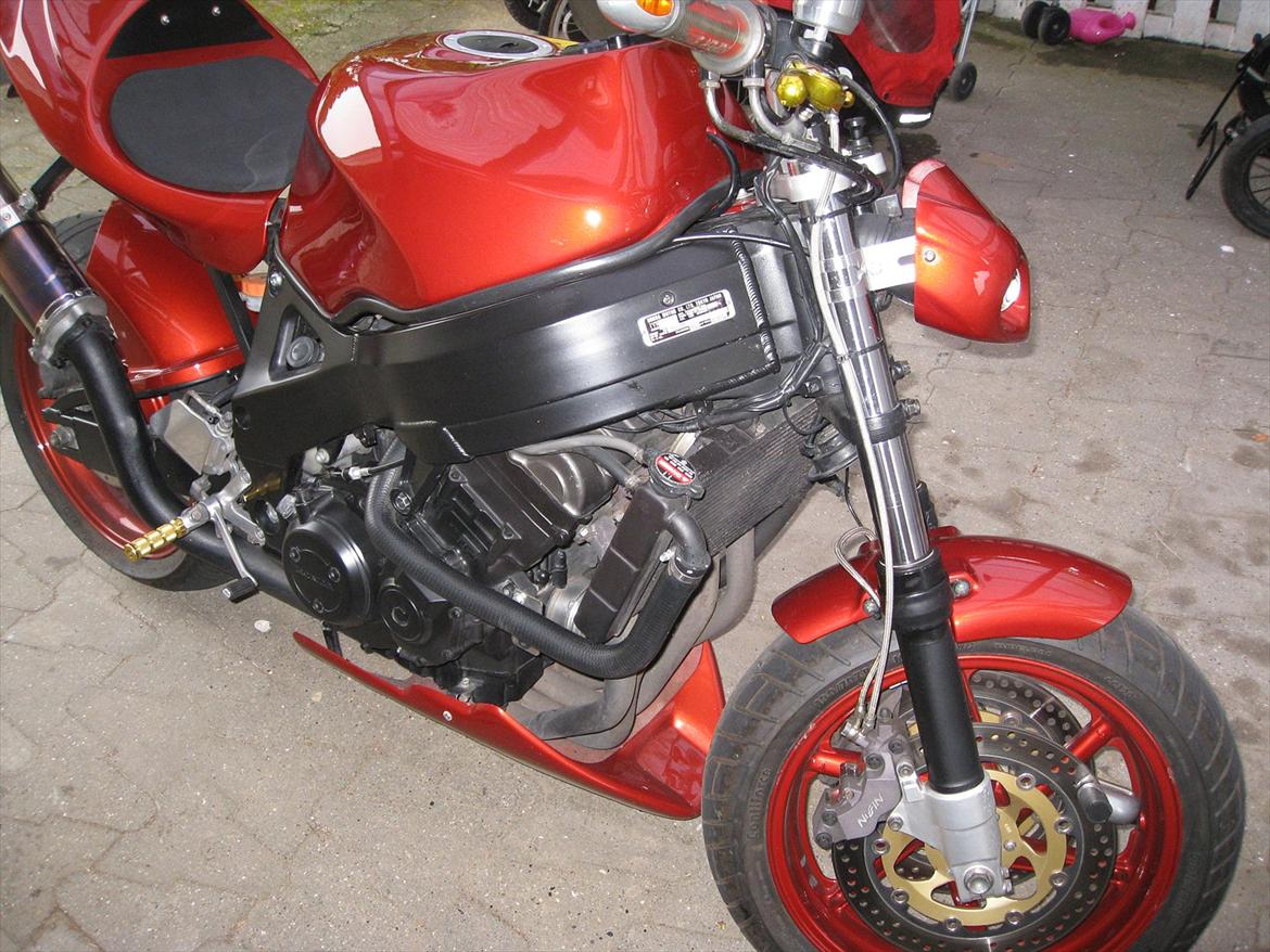 Honda CBR 900 RR Fireblade billede 3