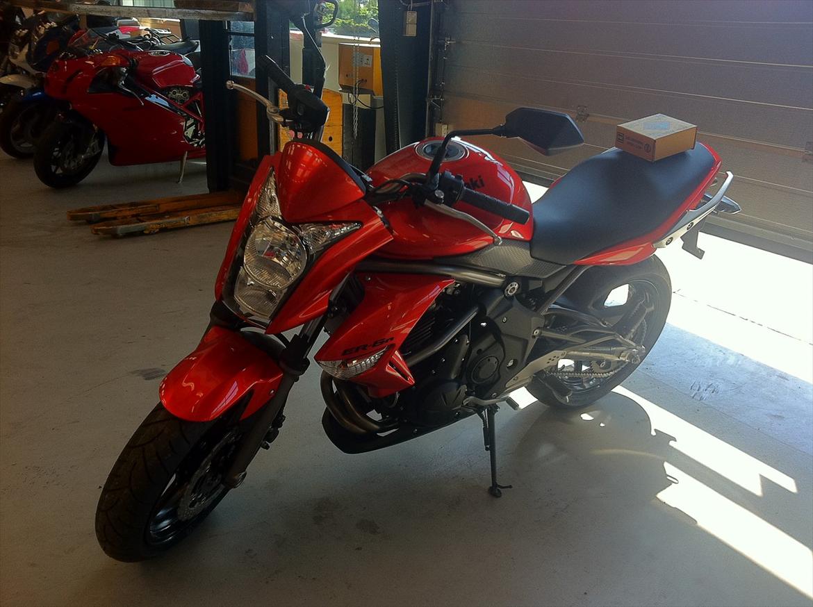 Kawasaki ER-6n billede 1