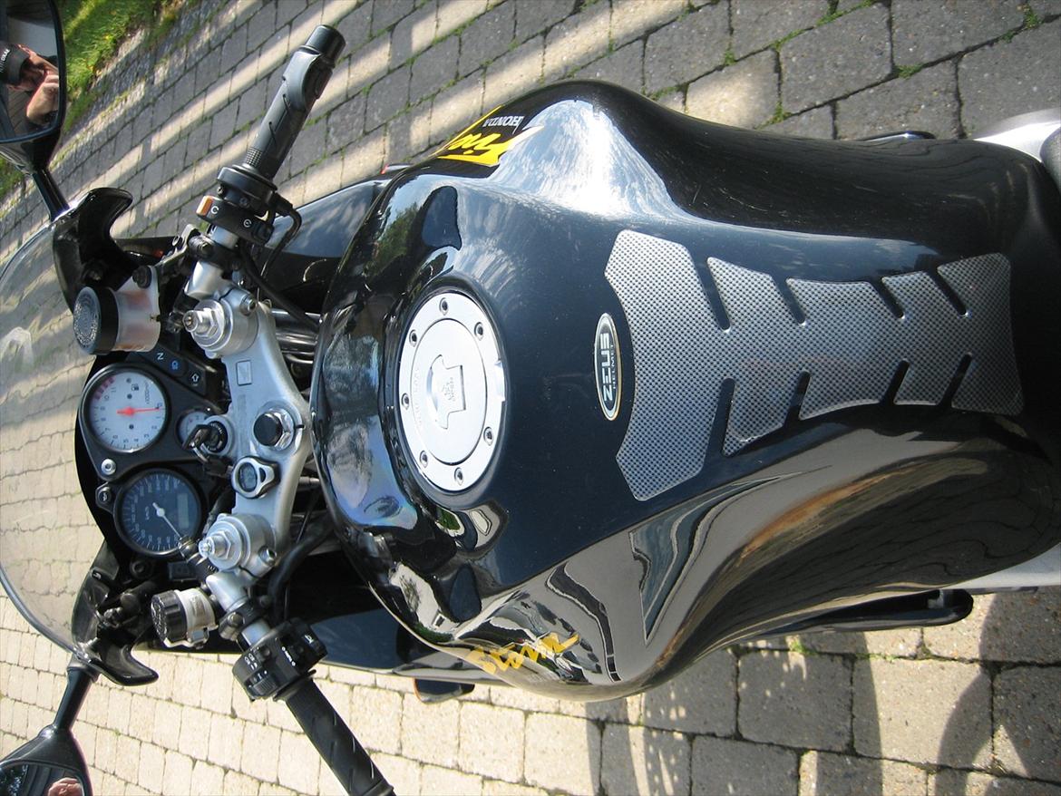 Honda VTR 1000 F - (solgt) billede 8
