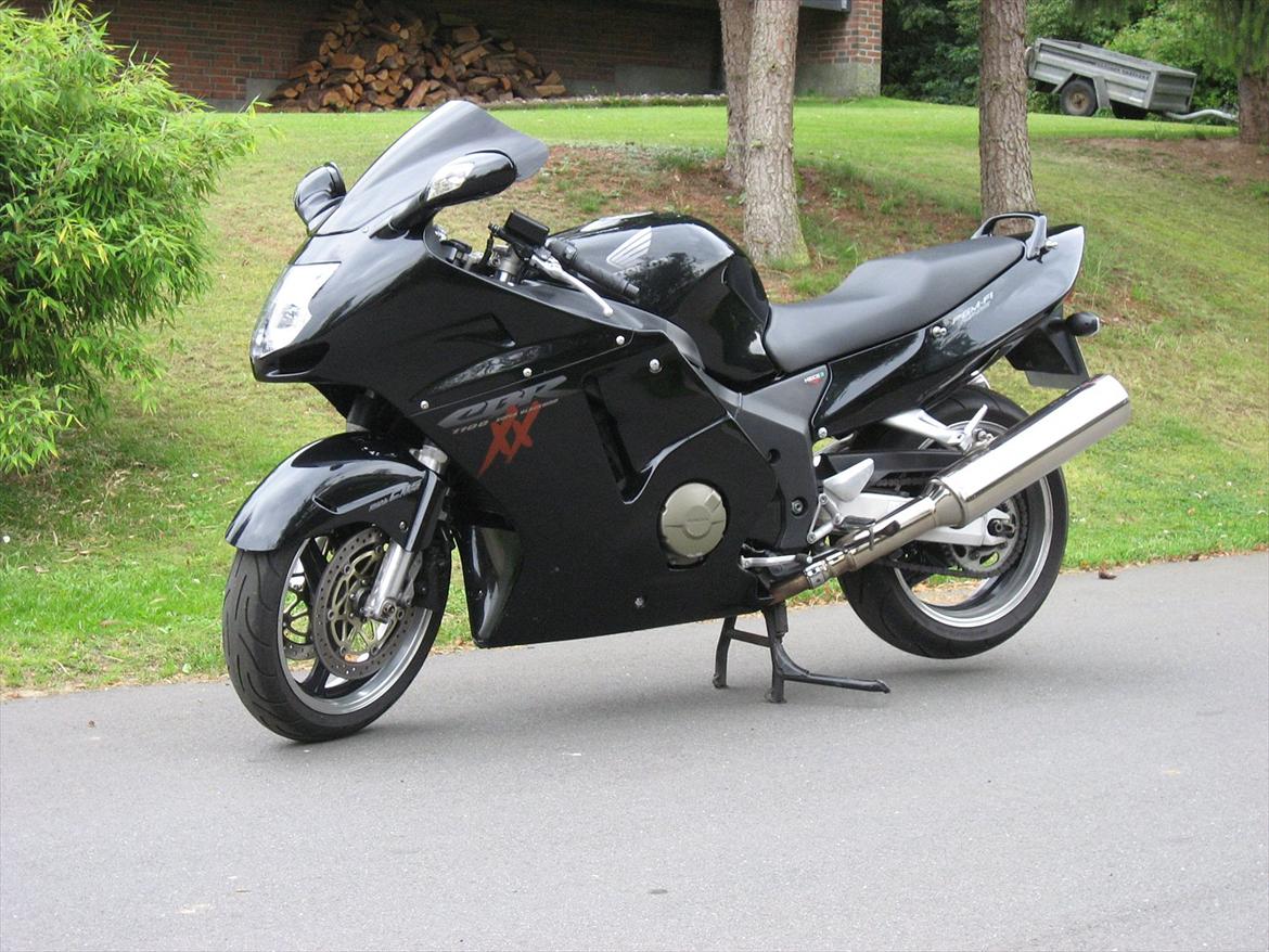 Honda CBR 1100 Blackbird billede 1