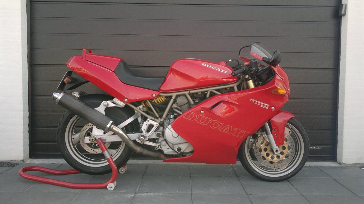 Ducati 750 Supersport (Solgt) billede 2