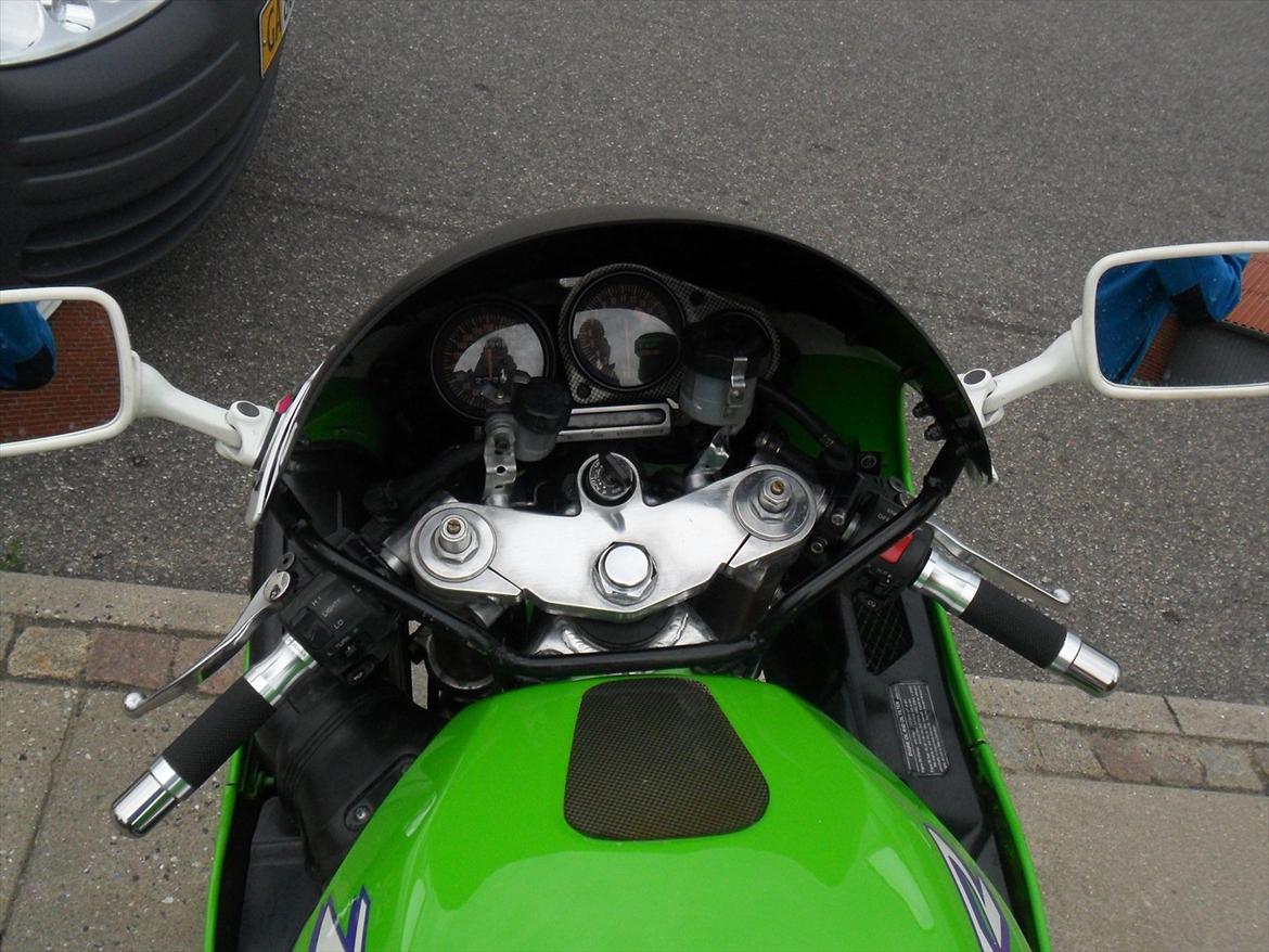 Kawasaki Zxr 750/900 solgt. - Taget i juli månede 2011. billede 4