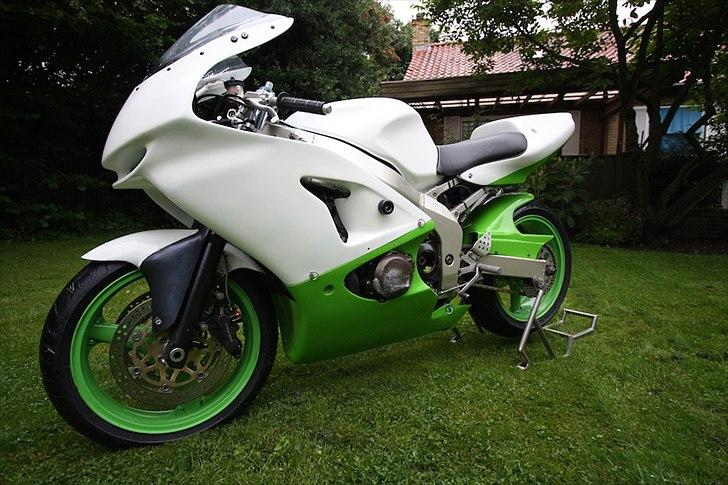 Kawasaki ZX6R Baneracer billede 7