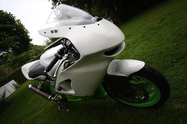 Kawasaki ZX6R Baneracer billede 8