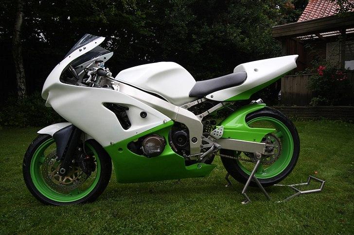 Kawasaki ZX6R Baneracer billede 10