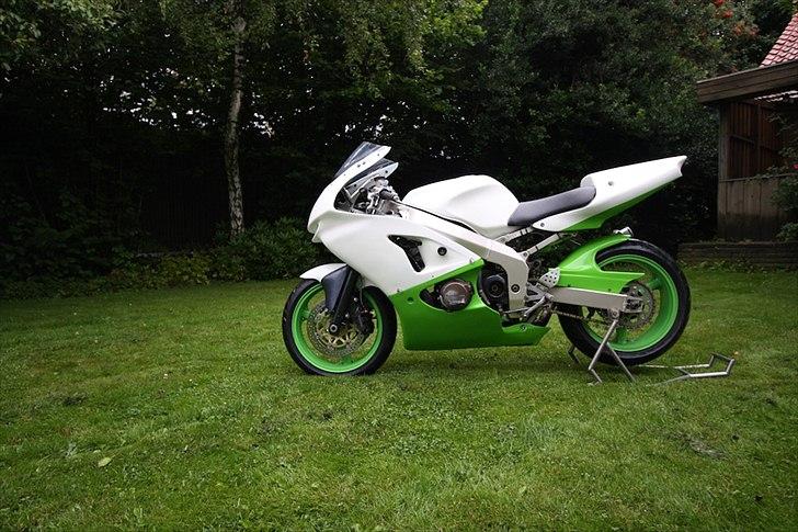 Kawasaki ZX6R Baneracer billede 11