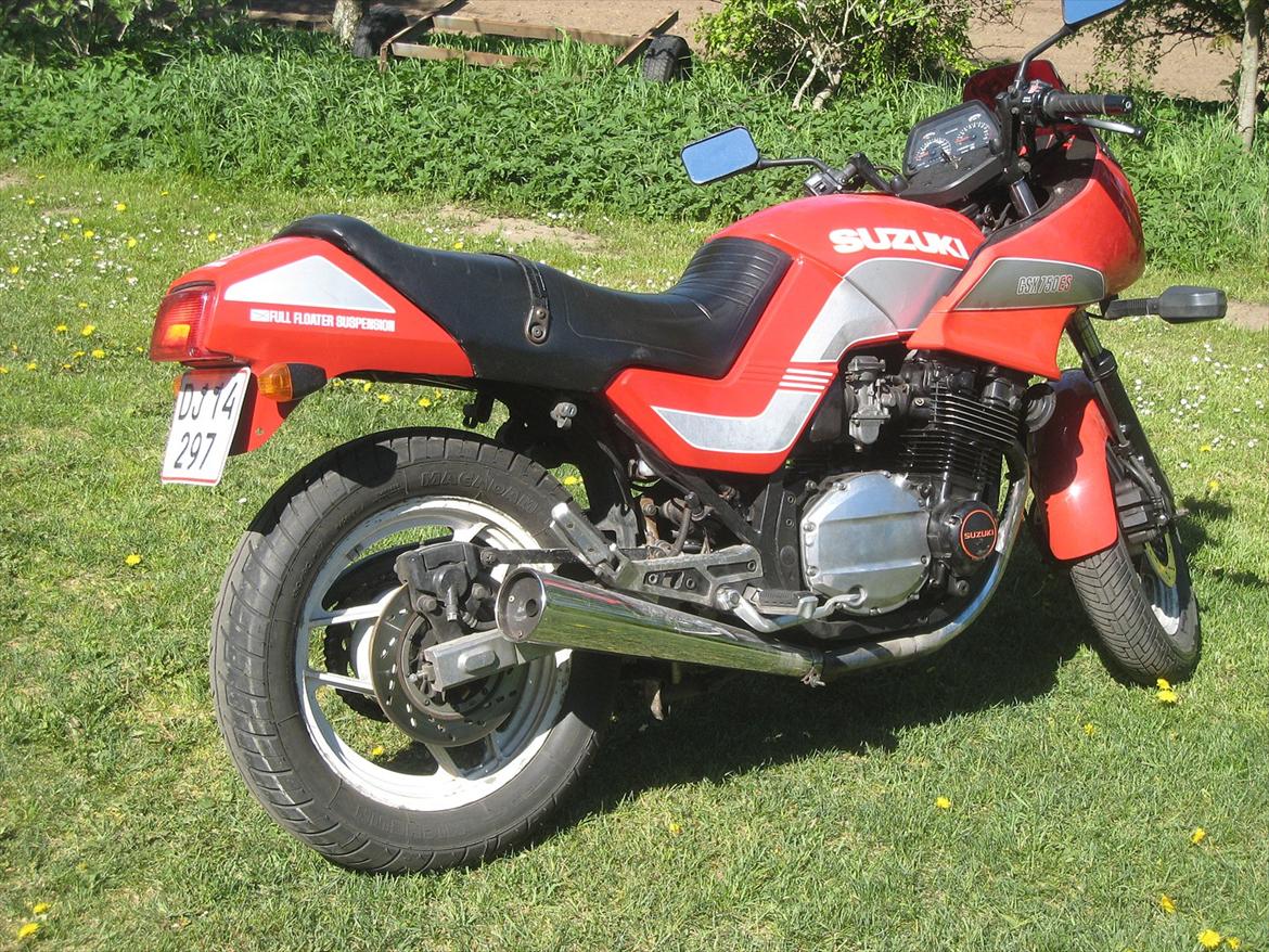 Suzuki GSX 750 ESD billede 2