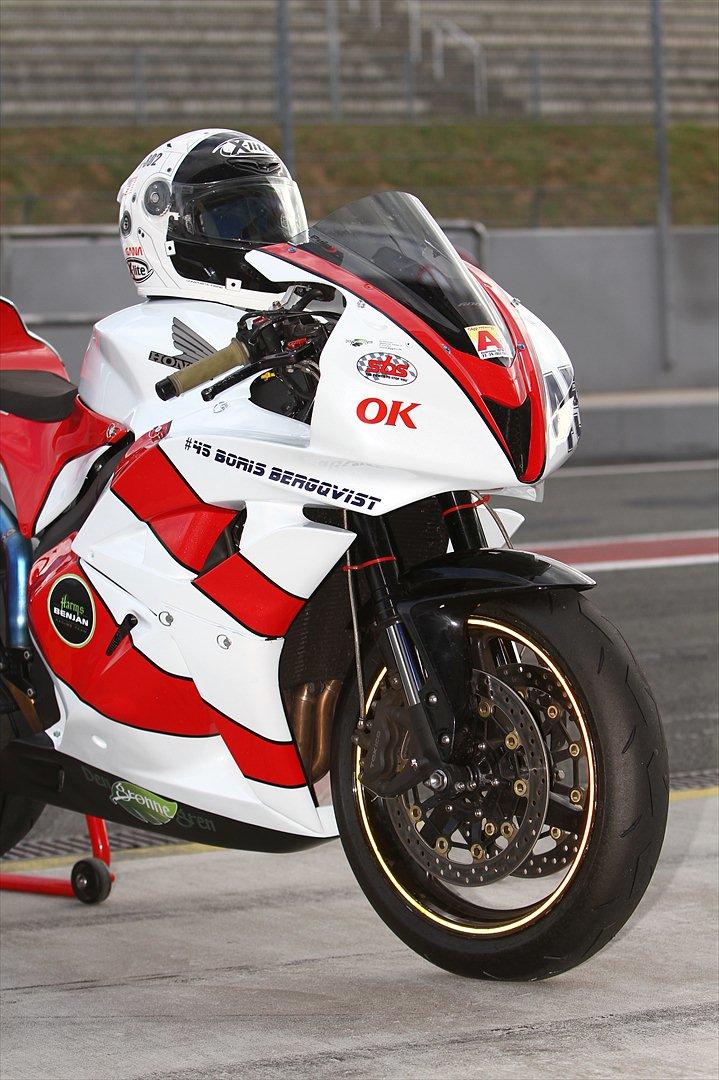 Honda cbr 600RR  (bane) billede 11