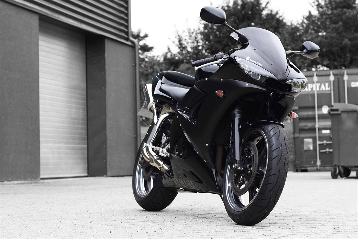 Yamaha R6 EVÎÎÎL Edition  billede 1