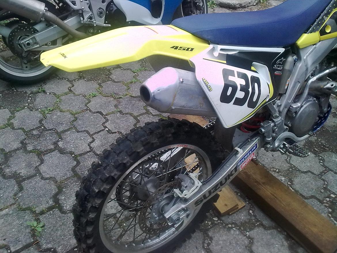 Suzuki Rmz 450 k7 billede 11