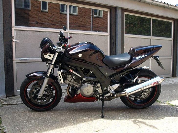 Suzuki SV 1000 N - KiloSVinet billede 1