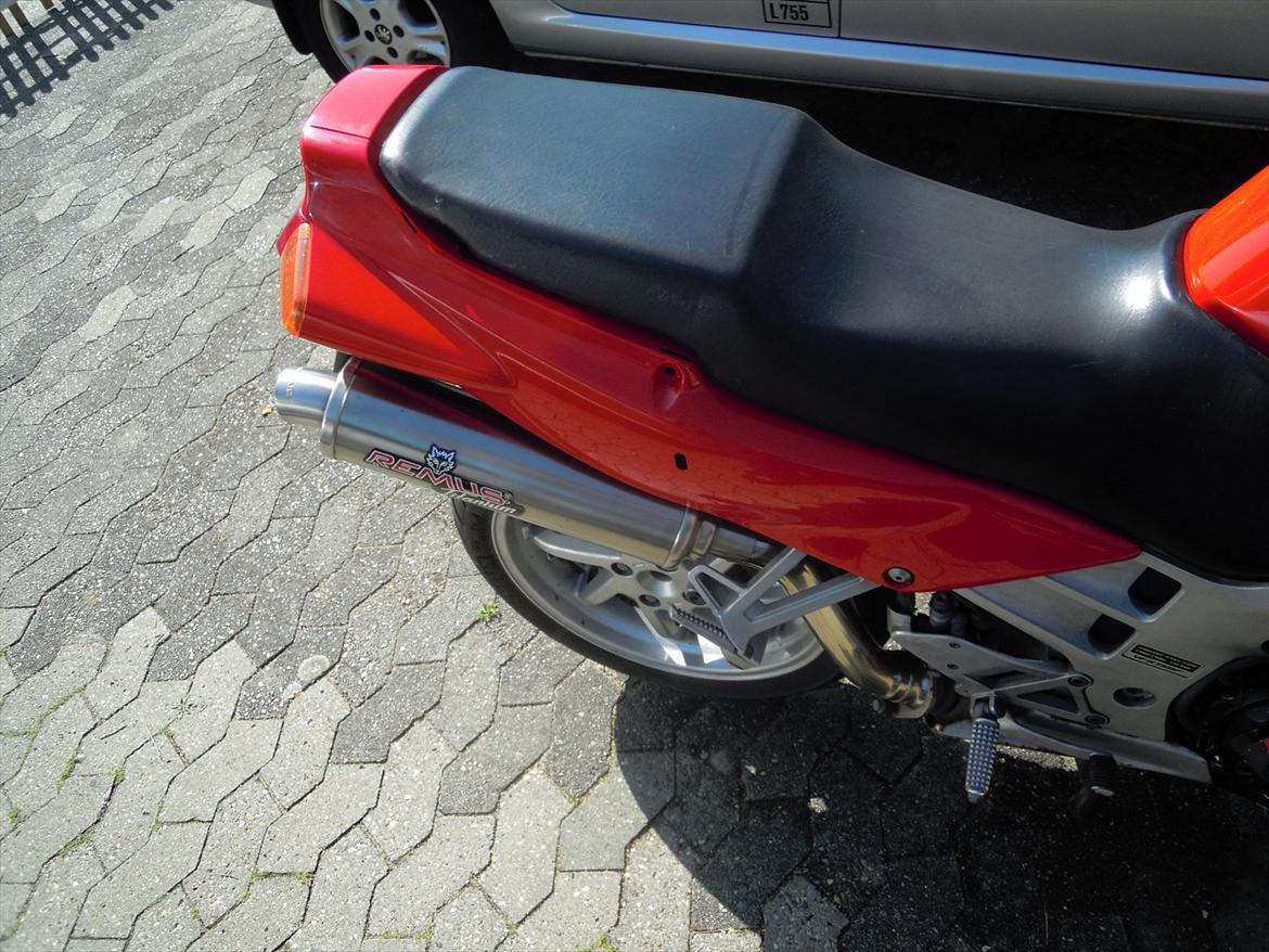 Honda VFR 750F  billede 2