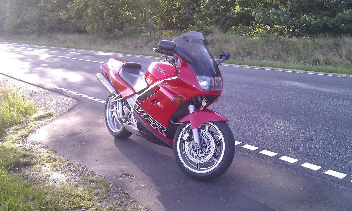 Honda VFR 750F  billede 4
