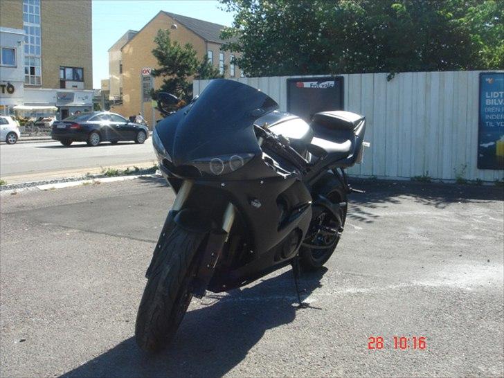 Yamaha R6 billede 11