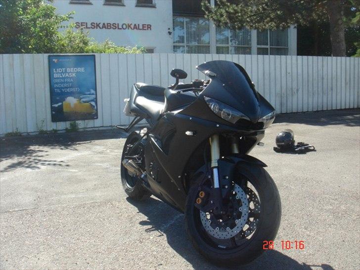 Yamaha R6 billede 13