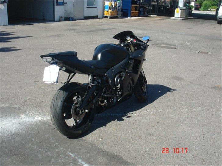 Yamaha R6 billede 15