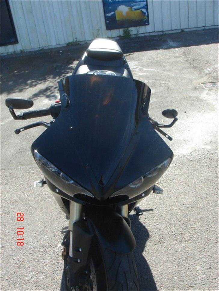 Yamaha R6 billede 16