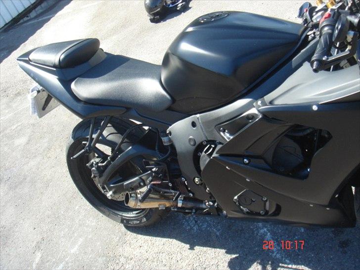 Yamaha R6 billede 17