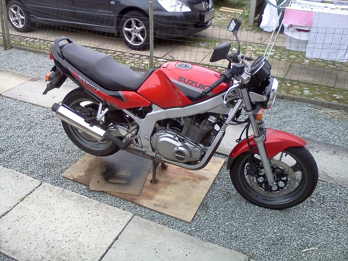Suzuki GS 500E billede 1