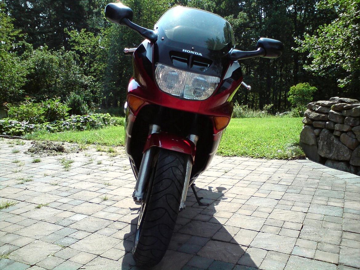 Honda CBR 1000 F - SOLGT - billede 6