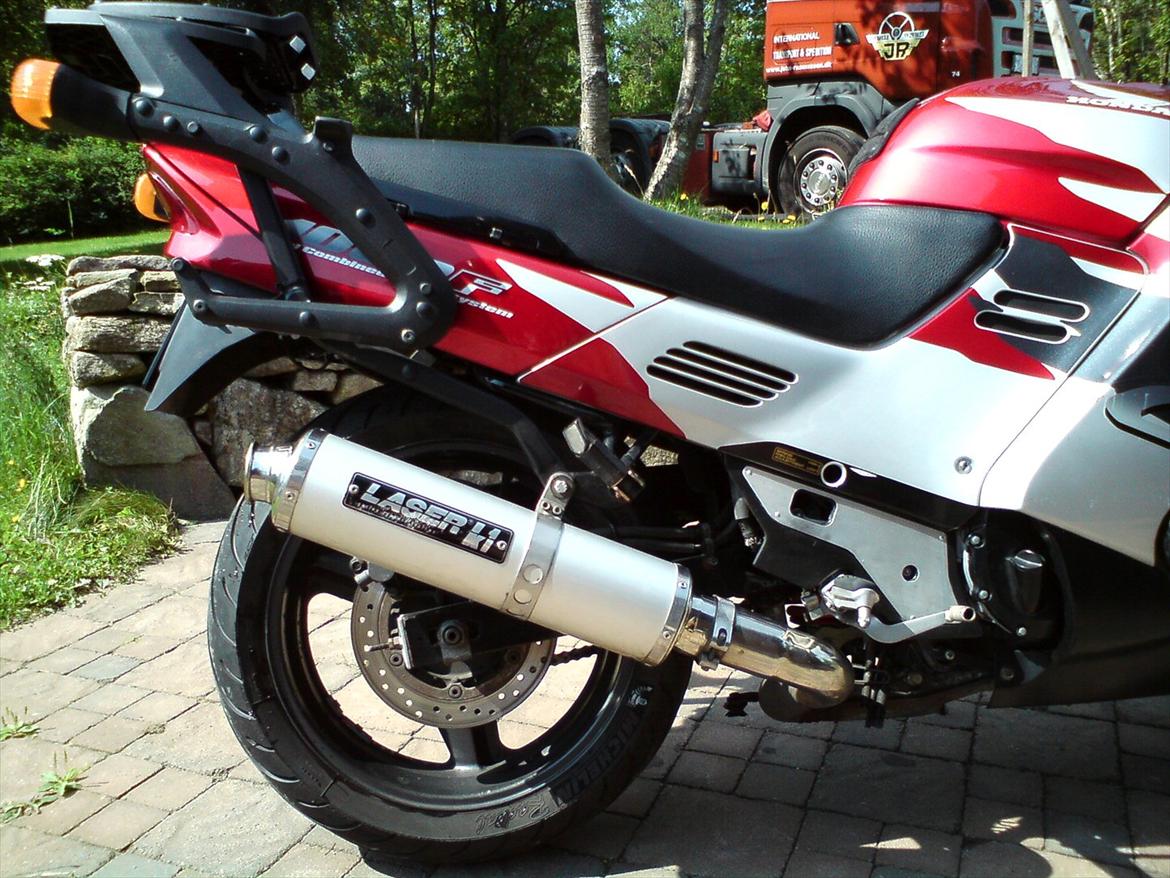 Honda CBR 1000 F - SOLGT - billede 11