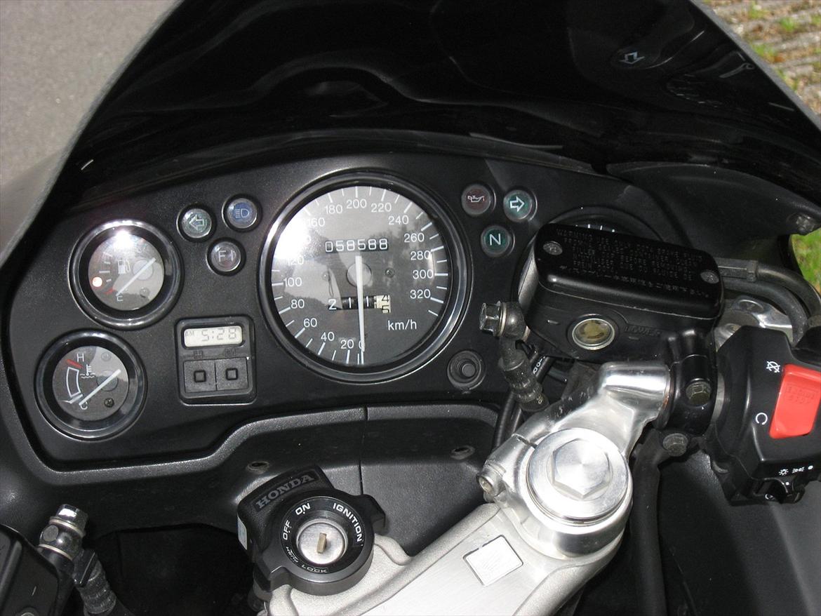 Honda CBR 1100 Blackbird billede 7