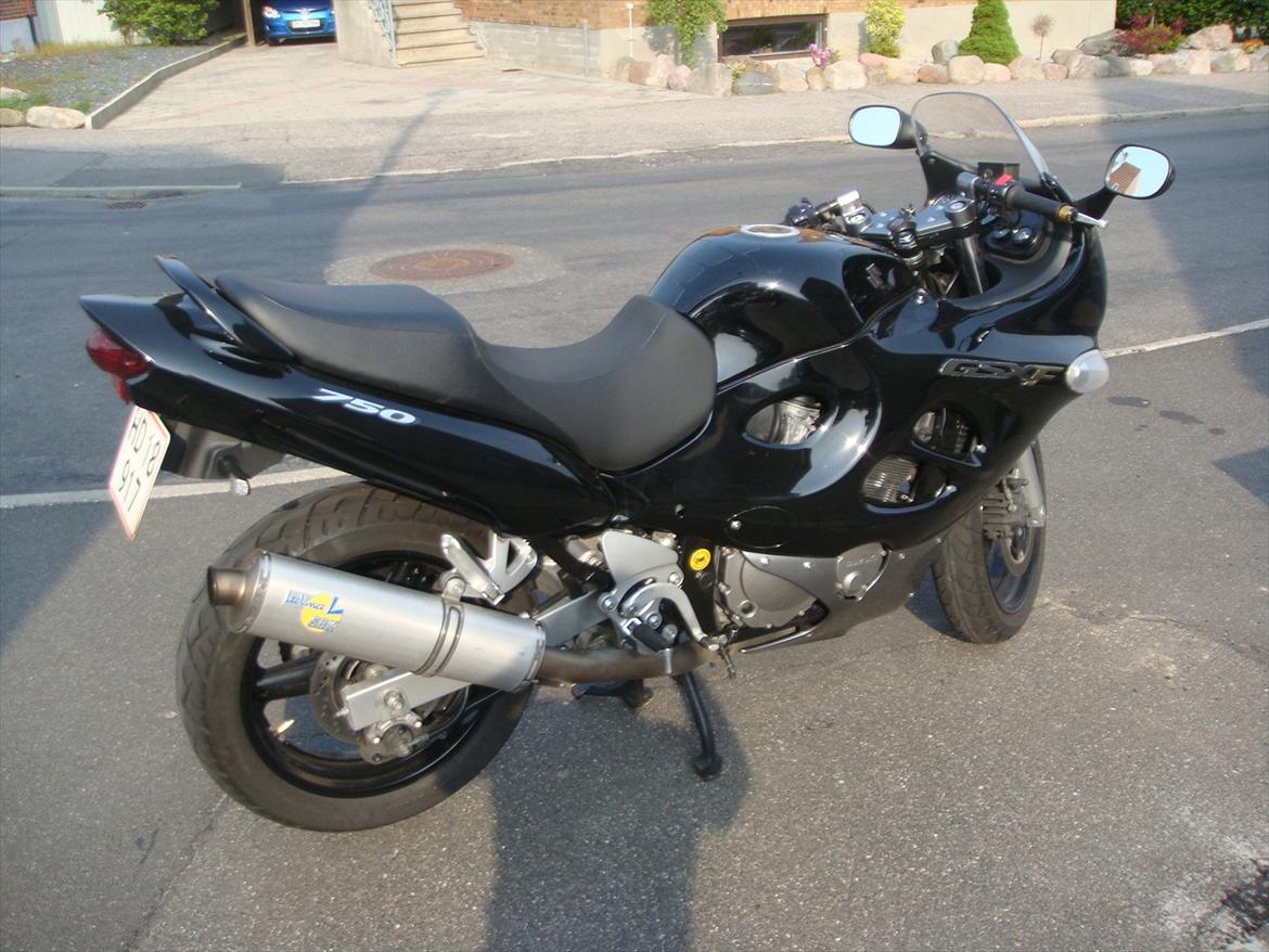 Suzuki GSX-F 750 billede 10