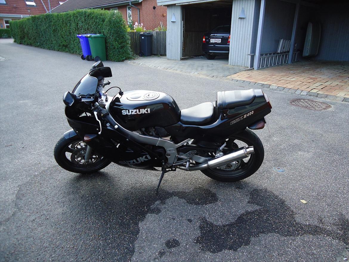 Suzuki Gsxr 400r billede 3