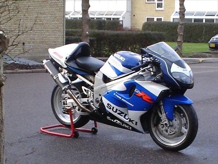 Suzuki TL1000r v2 billede 1