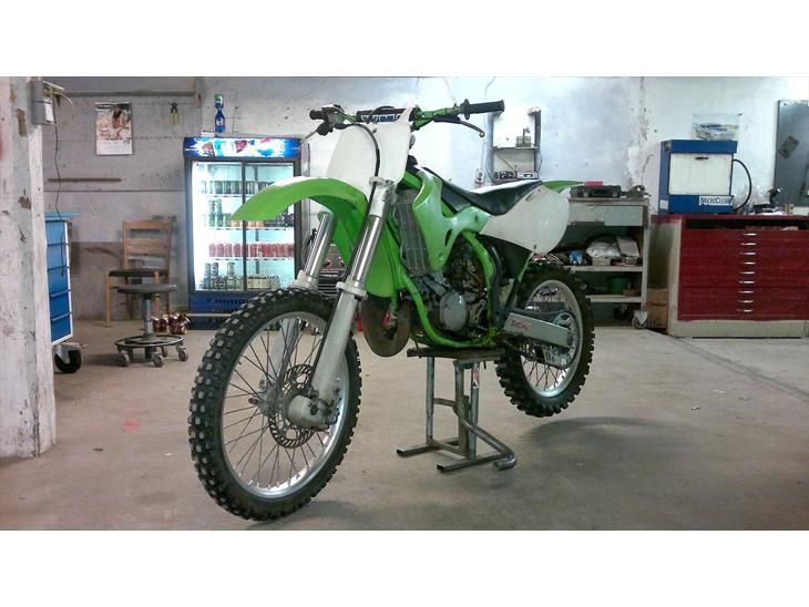 {{currentPhoto.altText}} billede {{currentPhoto.number}}