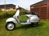 Vespa P200E