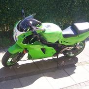 Kawasaki ZXR 750