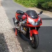 Suzuki gsx-r 750