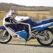 Suzuki GsxR 750