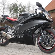 Yamaha R6