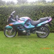 Suzuki gsx600f