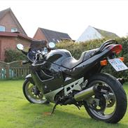 Suzuki GSX 600 F